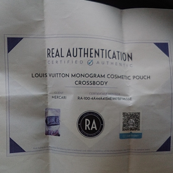 Louis Vuitton crossbody bag - Picture 13 of 16